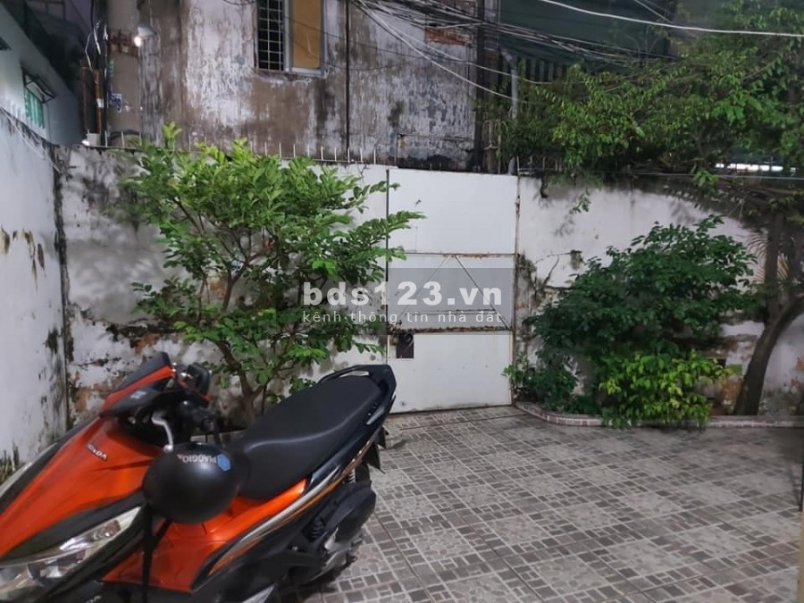 Lô góc Đinh Tiên Hoàng sát Q1, giá đầu tư rất tốt, hiếm có căn thứ 2.