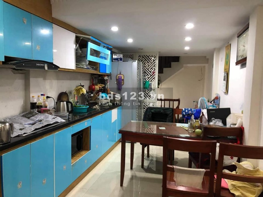 Mặt Phố Nguyễn Ngọc Nại 6 tầng vỉa hè kinh doanh chỉ 8.8 tỷ.