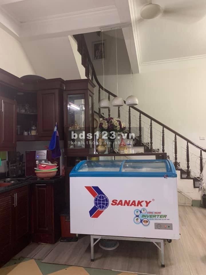 Bán nhà mặt ngõ phố Khương Trung – Hoàng Văn Thái, 40m2 * 4T, Ôtô, Kinh Doanh, lô góc.