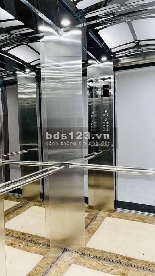 Bán CCMN phố Hàm Nghi 175m2x9T mặt tiền 8m giá 29 tỷ