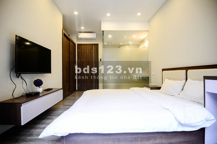 Bán CCMN phố Hàm Nghi 175m2x9T mặt tiền 8m giá 29 tỷ