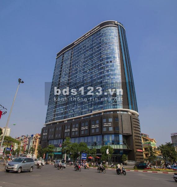 Cho thuê gấp căn hộ ở tòa Eurowindow 27 Trần Duy Hưng, 2PN đủ đồ, 17tr/tháng LH 0327582785