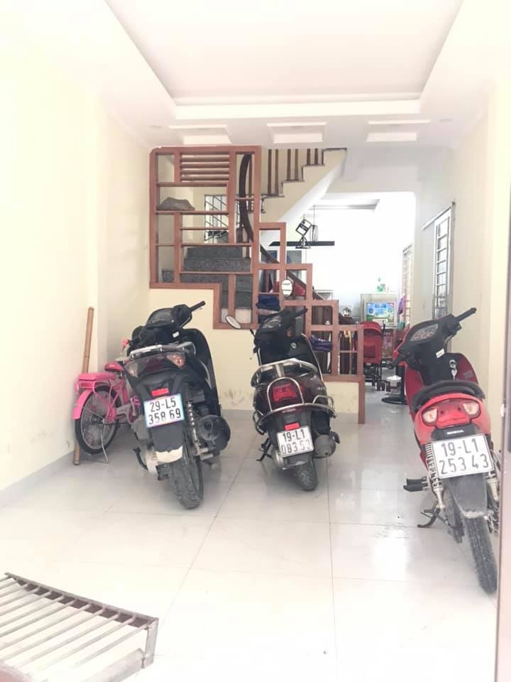 Bán Nhà Định Công Thượng 35m2, Ngõ Rộng Thoáng, 20m Ra Ô Tô, Lô Góc Thoáng Mat 3.15 Tỷ