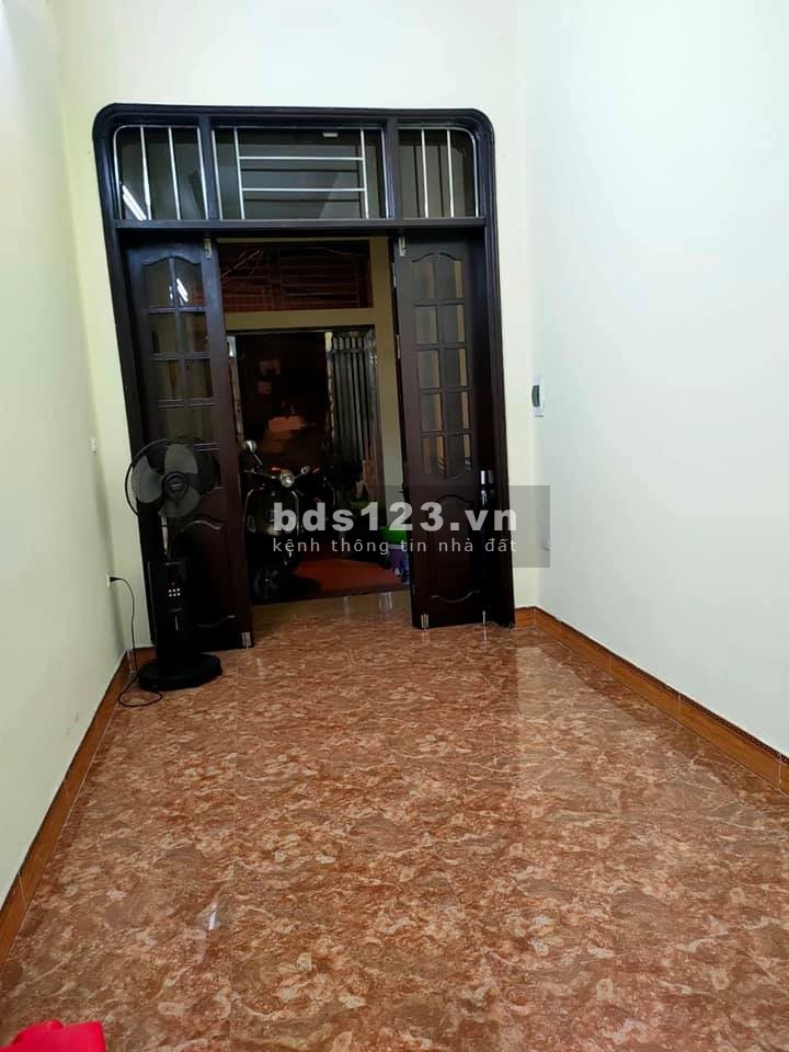 Bán nhà nới ô tô đỗ cửa Nguyễn Sơn, Long Biên Nhanh chân kẻo lỡ