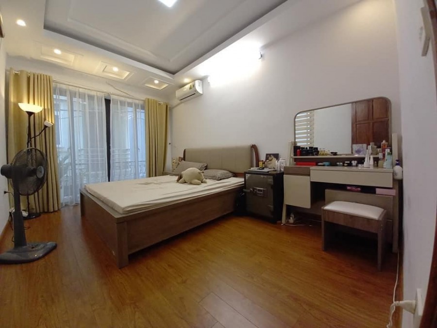 Bán Nhà Định Công Thượng 35m2, Ngõ Rộng Thoáng, 20m Ra Ô Tô, Lô Góc Thoáng Mat 3.15 Tỷ