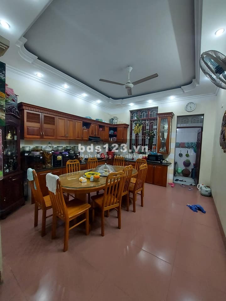 NHÀ ĐÔ THỊ MỚI VĂN QUÁN, HĐ, PHÂN LÔ, ÔTÔ TRÁNH, VỈA HÈ, KINH DOANH. S86M2, MT4.7M, 11TỶ.