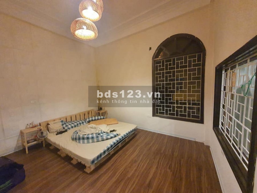 XIÊU HIẾM Đội Cấn 70m2 4 tầng mặt tiền 6m giá 5.9 tỷ