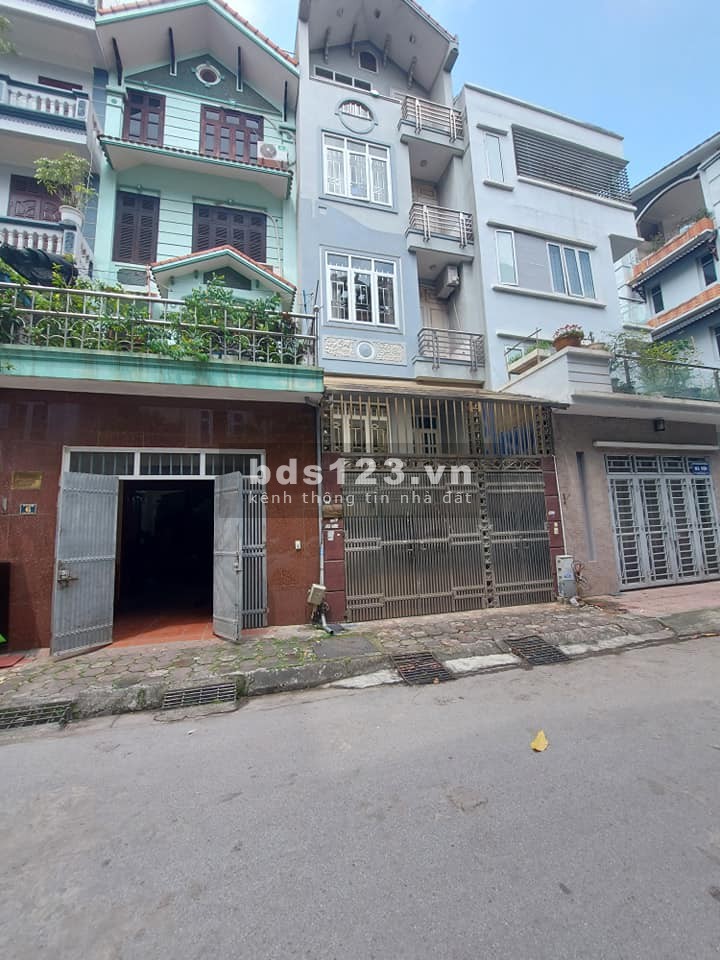 NHÀ ĐÔ THỊ MỚI VĂN QUÁN, HĐ, PHÂN LÔ, ÔTÔ TRÁNH, VỈA HÈ, KINH DOANH. S86M2, MT4.7M, 11TỶ.