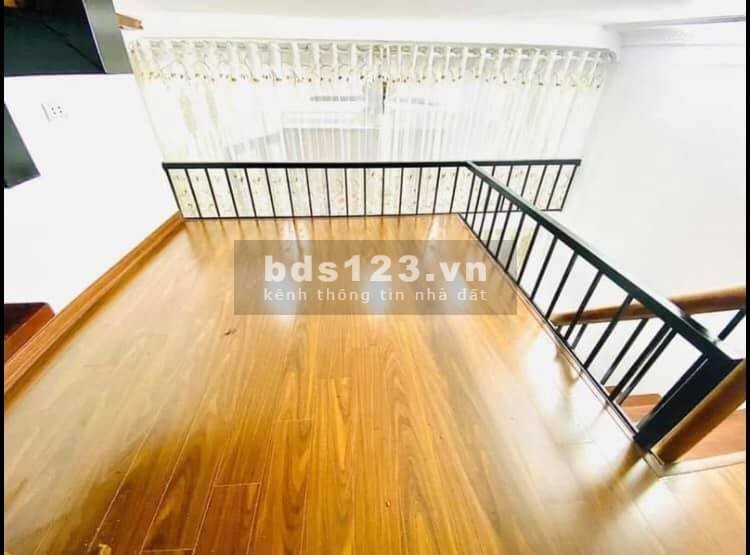 Bán nhà đẹp khu víp Hoàng Cầu 71m 18 tỷ