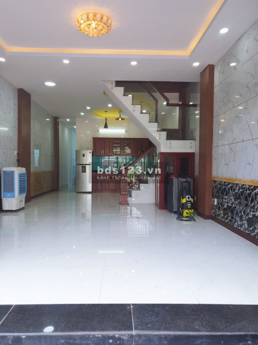 Bán nhà hẻm xe hơi Q12 4 tầng 5mx19m giá chỉ 4 tỷ 6 thương lượng