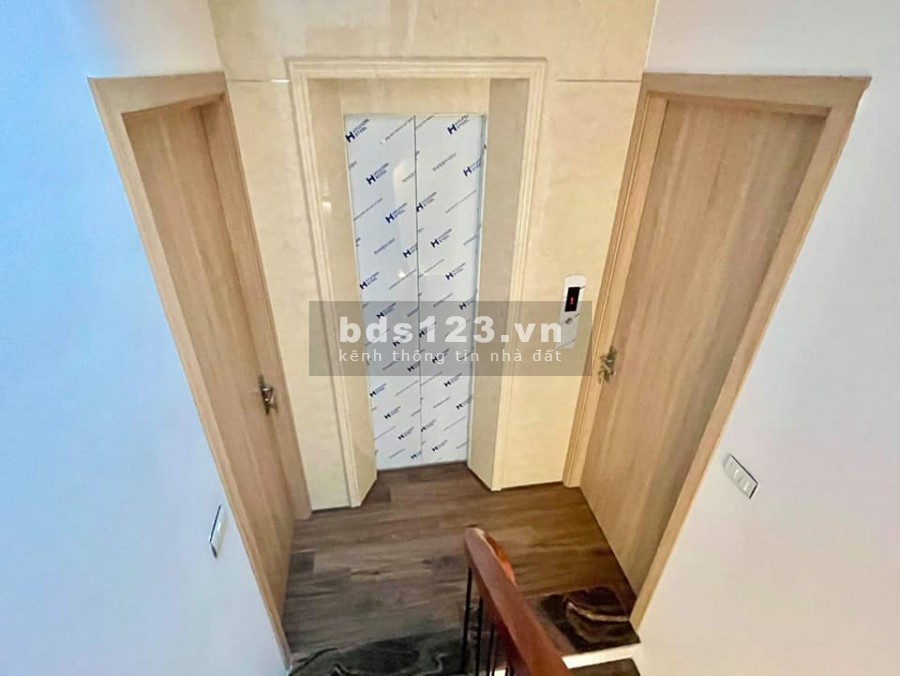 BÁN NHÀ THÁI HÀ OTO TRÁNH, VỈA HÈ, KINH DOANH 7 TẦNG 0978439490