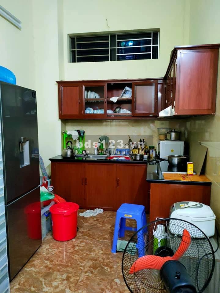 Bán nhà nới ô tô đỗ cửa Nguyễn Sơn, Long Biên Nhanh chân kẻo lỡ