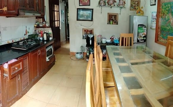 Nhà ngõ ô tô rộng, phố Giáp Bát (Q.HM) 13.5 tỷ