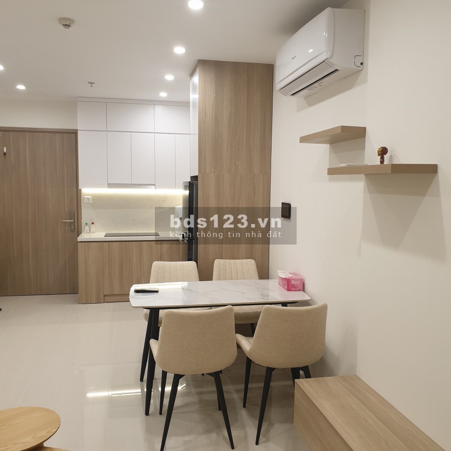 Cần bán căn 2PN, 54m2, tầng cao, giá 2 tỷ, tòa GS3, view thoáng, dự án Vinhomes Smart City