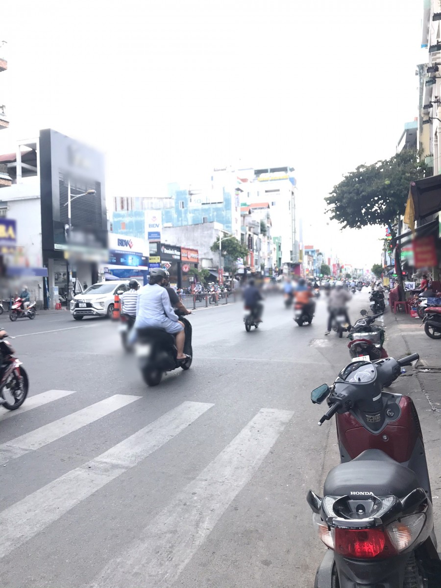 Nhà 4 lầu/7PN mặt tiền Dương Bá Trạc P2Q8