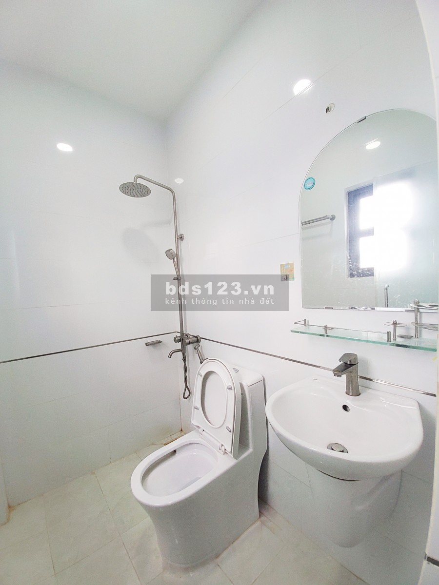 Nhà đẹp! Căn hộ gác lửng full nội thất Phan Xích Long