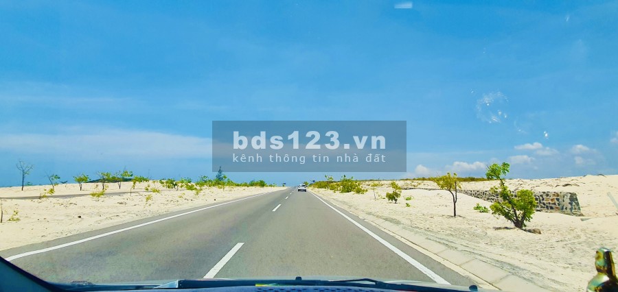 Bán 140m đất trực diện biển Mũi Né Phan Thiết, kinh doanh sầm uất, 2,6tỷ