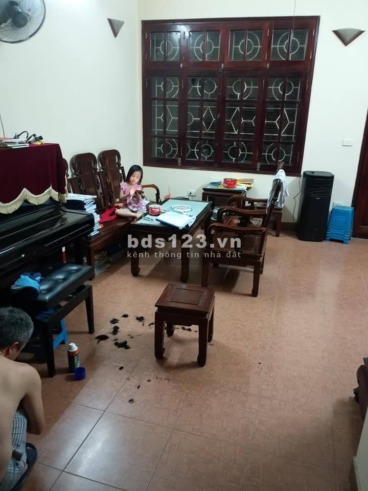Bán nhà Trương Định, Kinh Doanh, 3 Ô TÔ tránh nhau, Khu dân trí cao văn minh giá 11 tỷ