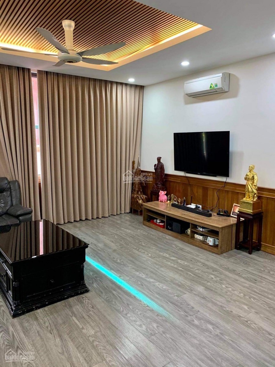 Bán nhà phố Láng Hạ, phân lô, gara 2 ô tô, thang máy, kinh doanh. 73Mx7TxMT 5m. 17.5 tỷ.