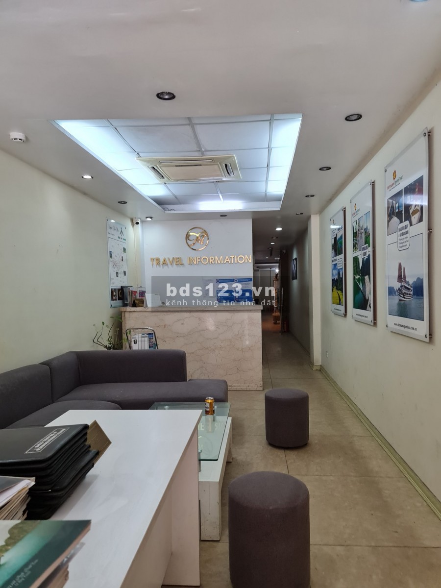 Bán gấp khách sạn 3 sao mặt phố Hàng Bông, Quận Hoàn Kiếm.