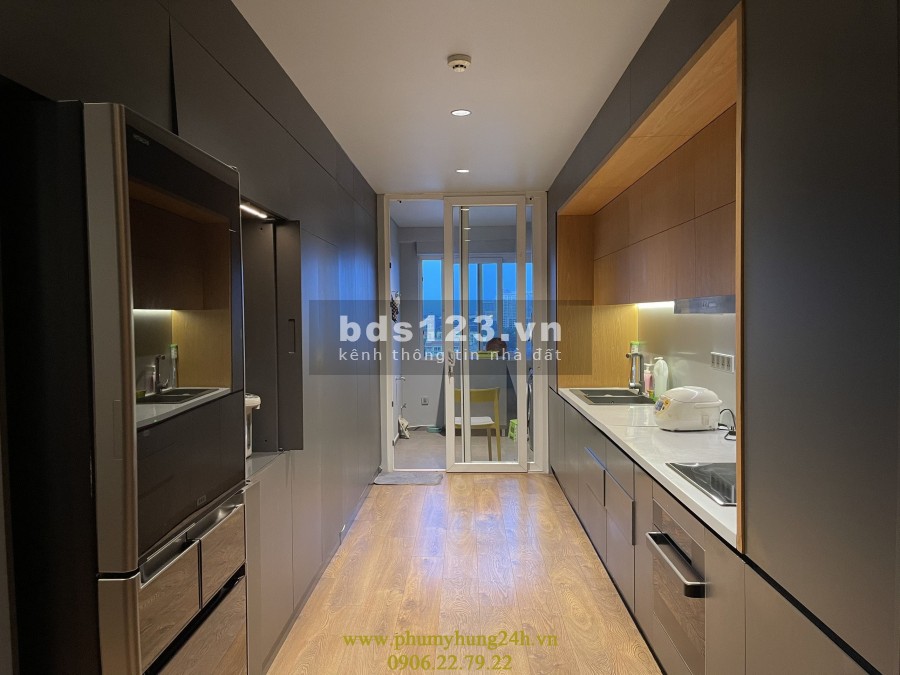 Bán Căn Hộ Penthouse Mỹ Khánh 4, Phú Mỹ Hưng - Nội Thất Cao Cấp Giá Bán 15 tỷ LH 0906227922