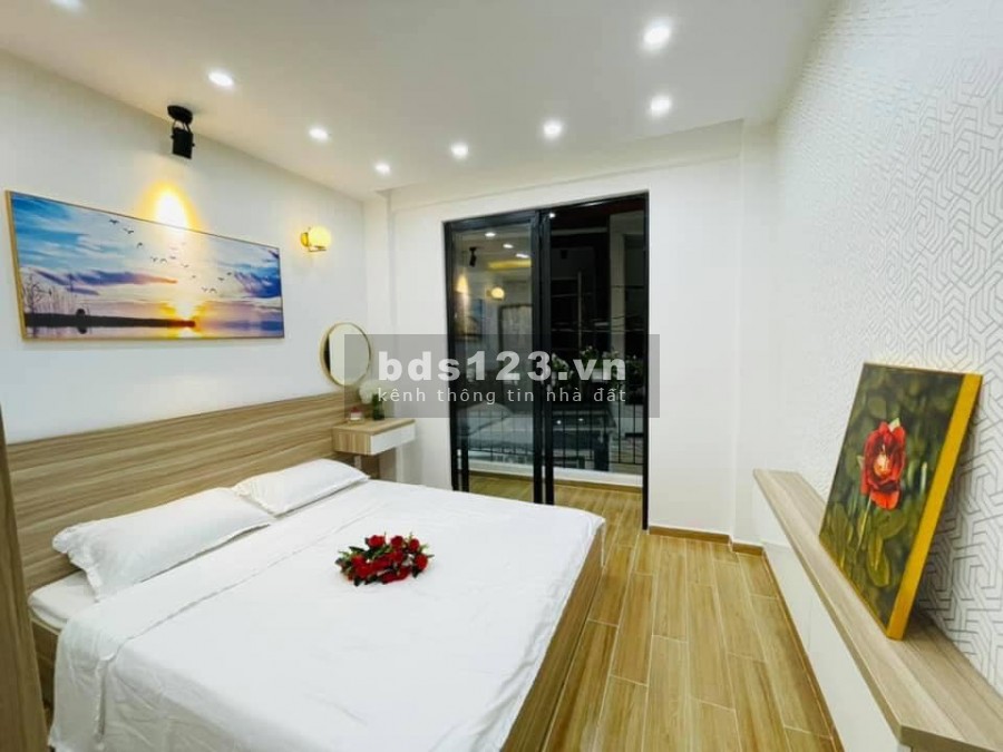 Bán nhà đẹp HXH P12 Gò Vấp. DT 56m2 tặng full NT đẹp giá 2.99 tỷ có TL