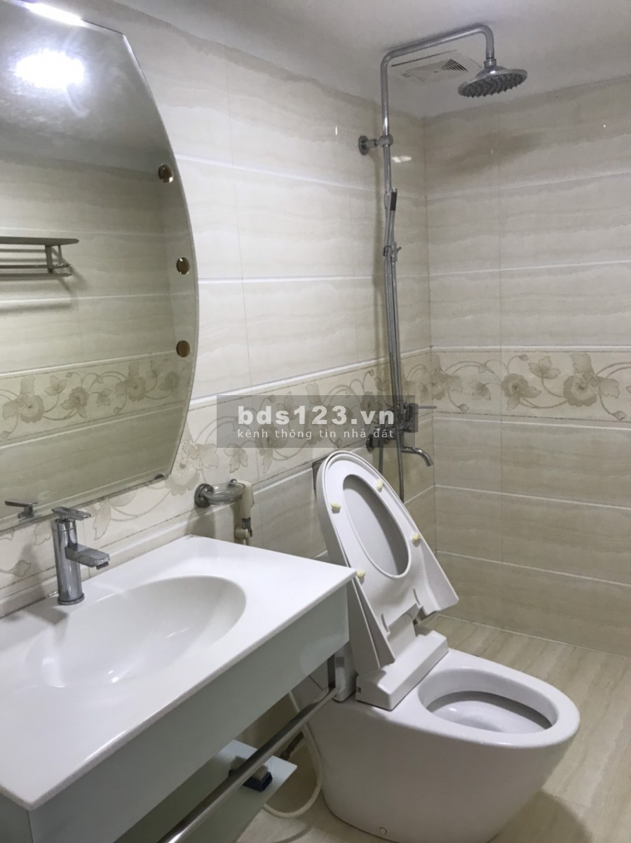Cần bán liền kề tại Xa La - Hà Đông 5 tầng 76m2 mặt tiền 5m