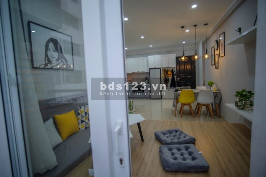 Cho thuê căn hộ đẹp, 1 phòng ngủ ở Hoàng Văn Thụ Tân Bình
