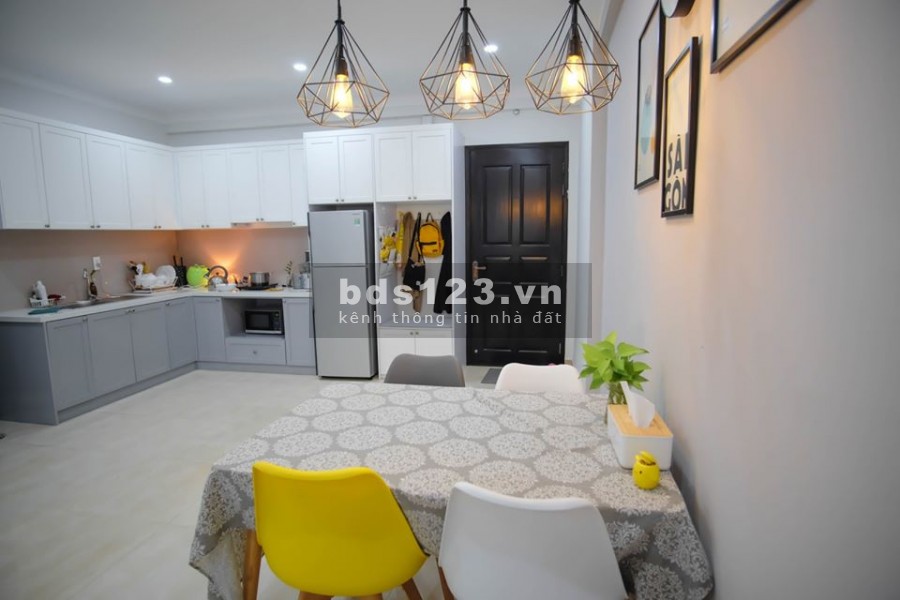 Cho thuê căn hộ đẹp, 1 phòng ngủ ở Hoàng Văn Thụ Tân Bình