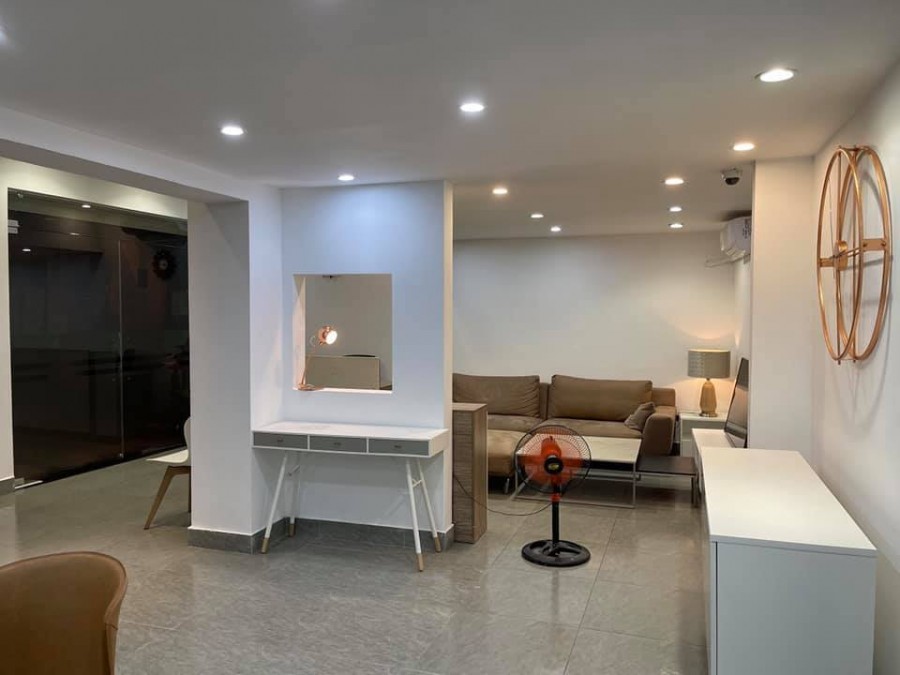 Siêu mặt tiền Yên Lãng phố, kinh doanh bất chấp Covid, oto quay đầu, vỉa hè để xe, 70m*5T, MT 8.8m, 8.6 tỷ, 0888104444