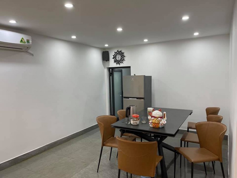Siêu mặt tiền Yên Lãng phố, kinh doanh bất chấp Covid, oto quay đầu, vỉa hè để xe, 70m*5T, MT 8.8m, 8.6 tỷ, 0888104444