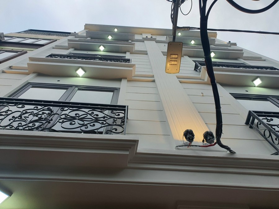 Siêu tuyệt phẩm vừa ra mắt tại sân vận động Mỹ Đình 5tầng x 30 m2 giá nhỉnh 3 tỷ