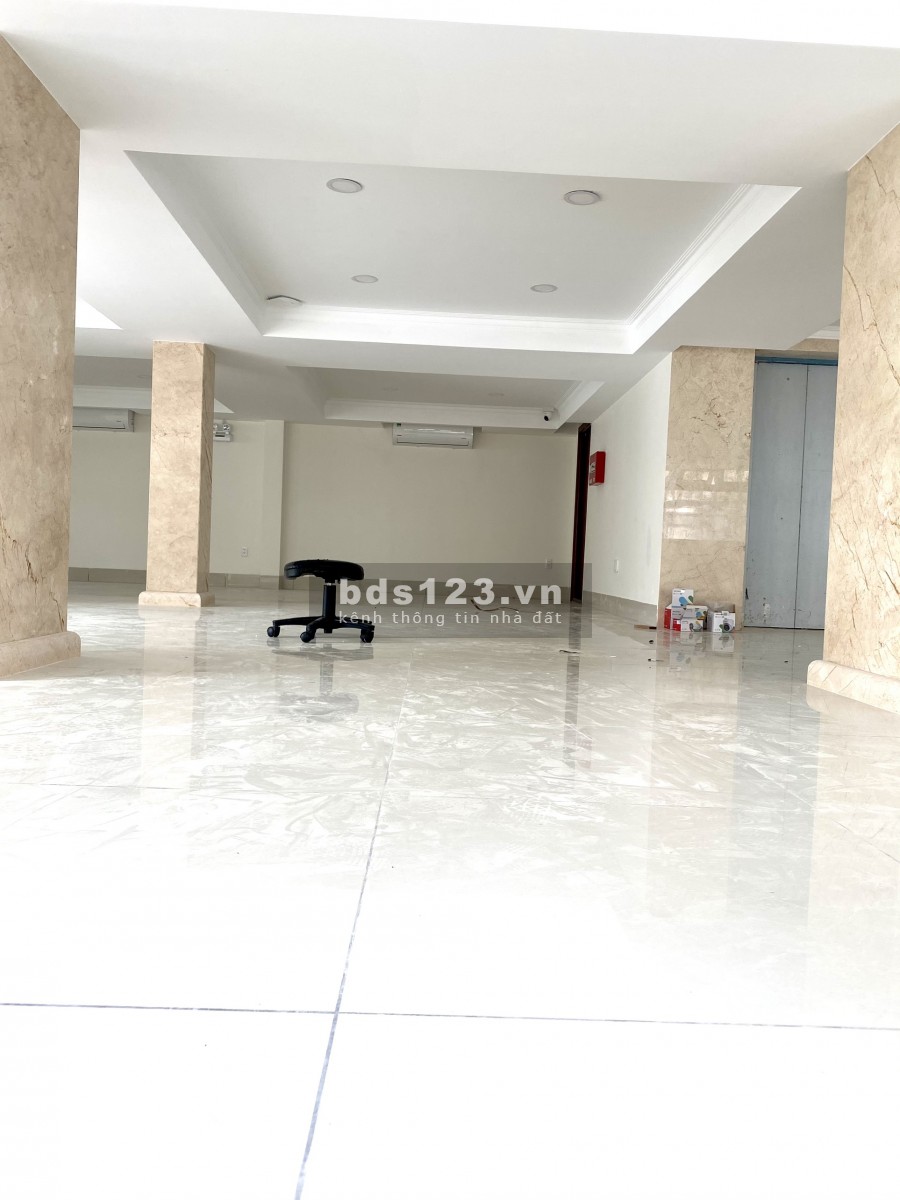 Cho thuê mặt bằng 200m2 đường Lâm Văn Bền, phường Tân Kiểng, quận 7