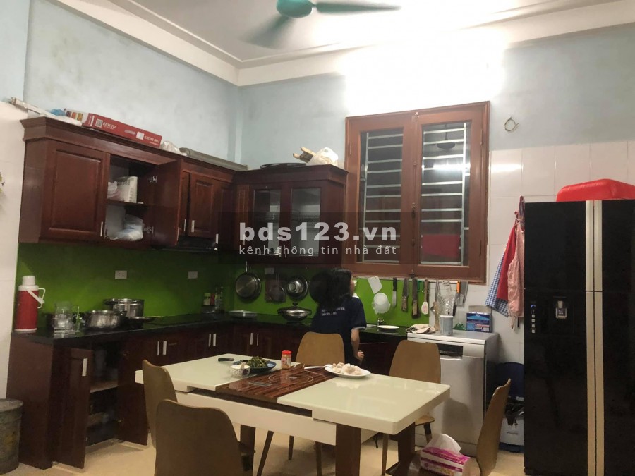 HIẾM! BÁN NHÀ RIÊNG BẰNG LIỆT DT 72M2 HƠN 5 TỶ MT 8M ÔTO TIỆN ÍCH KĐT LINH ĐÀM