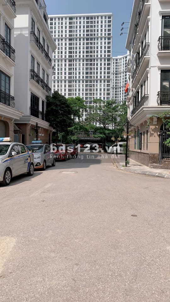 Bán tòa Apartment Đình Thôn, ô tô tránh, kinh doanh, 100m2 x 9 tầng, 25 tỷ