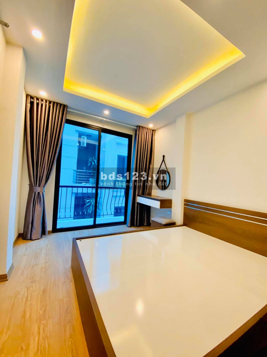38M2 4 NGỦ 10M Ô TÔ TRÁNH SỔ ĐỎ NỞ HẬU ĐẸP NHỈNH 2.7 TỶ