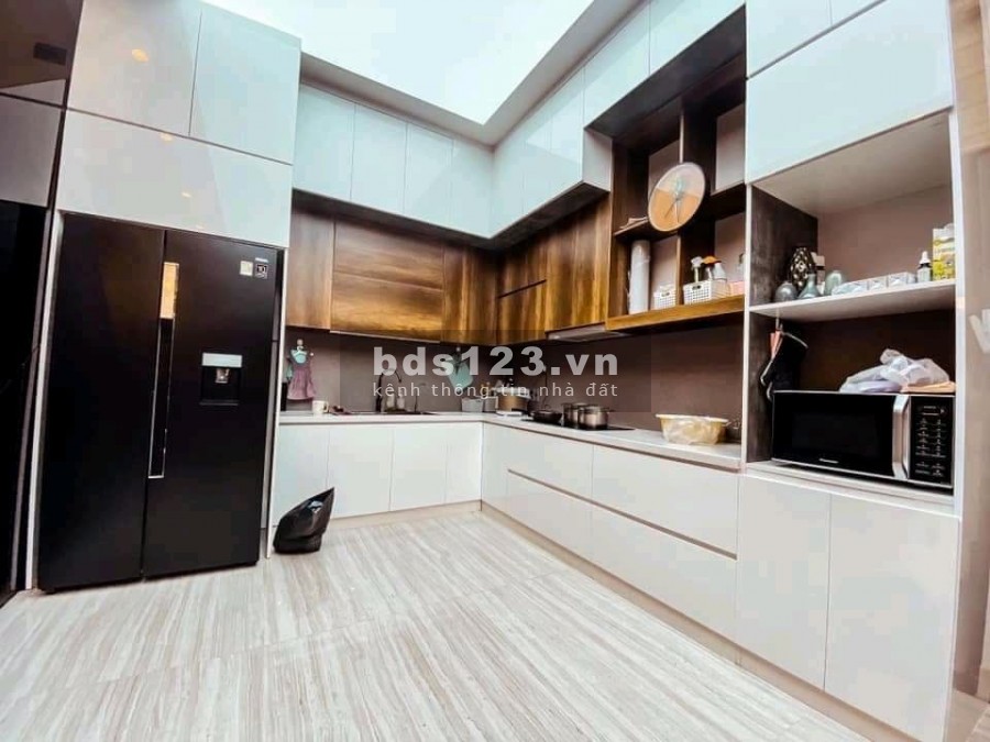 TT Cầu giấy, phân lô, gara ô tô, ngõ thông, kinh doanh nhỉnh 5,3 tỷ