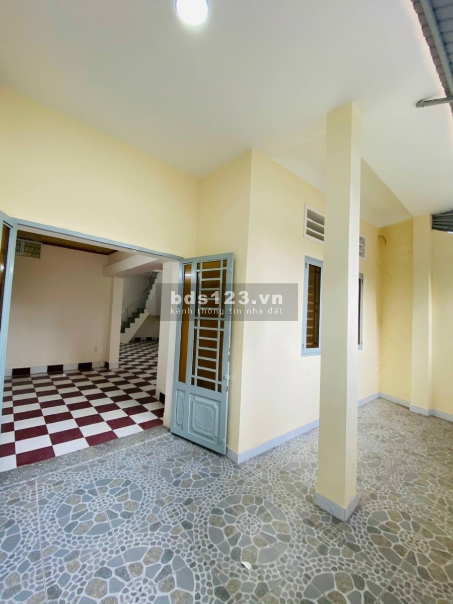 Cần Bán Gấp Nhà 1 Trệt 1 lầu Khu Linh Tây, thủ đức, TPHCM, Gần UBND, chợ và Trường học