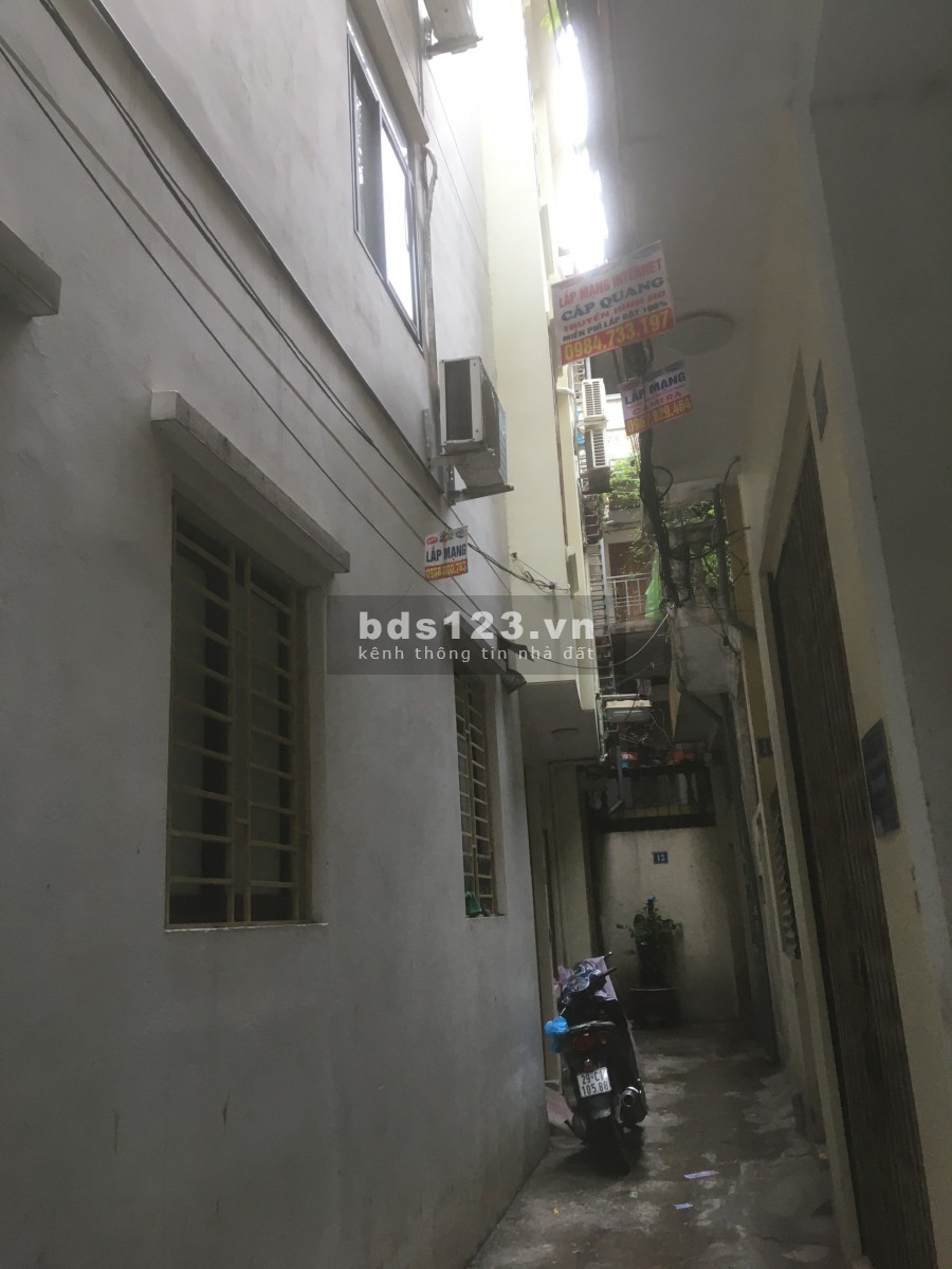 Bán nhà ngõ đường Giáp bát, gần chợ 47m2 4.5 tỷ