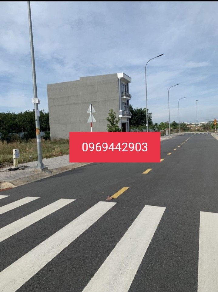 Bán gấp lô đất ngay đại học quốc tế Việt Đức