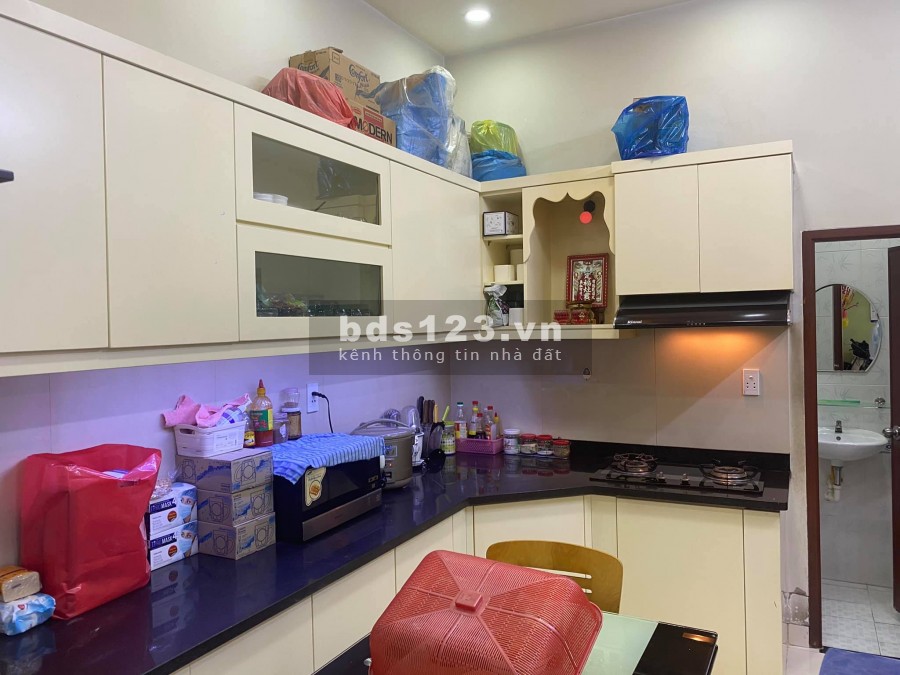 Cần bán nhà đường Nguyễn Đình Chiểu Q3 4 tầng Giá 6 tỷ