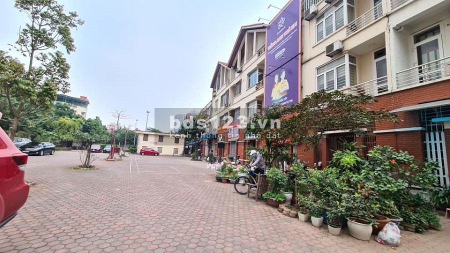 Mặt phố HOT nhất, vị trí kinh doanh đỉnh nhất Hà Đông quận, 92m2 phố Nguyễn Văn Lộc