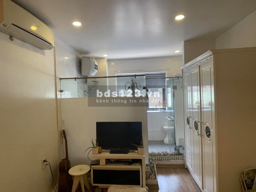 Bán nhà Minh Khai trung tâm, 2 mặt đường, ôtô tránh, KD 35m2,3T, 3.5m MT, giá 4.4 tỷ. LH 0983599927