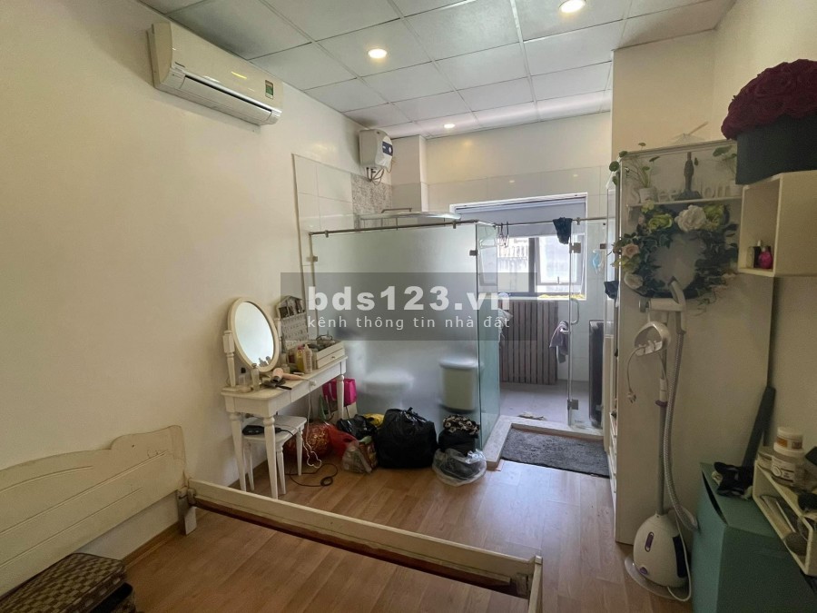 Bán nhà Minh Khai trung tâm, 2 mặt đường, ôtô tránh, KD 35m2,3T, 3.5m MT, giá 4.4 tỷ. LH 0983599927