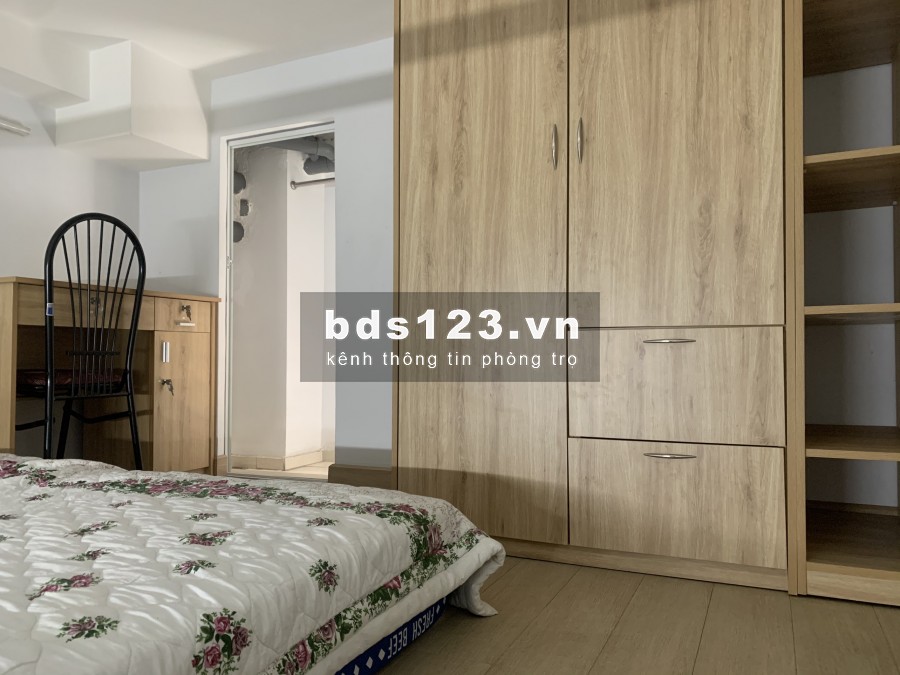 Cho thuê căn hộ full nội thất, đường Lý Phục Man quận 7