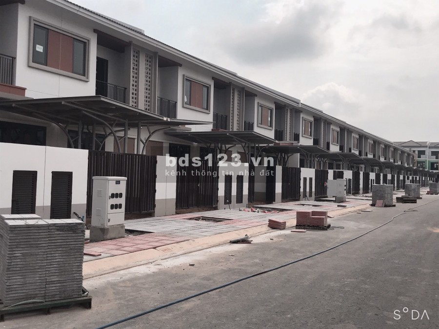 Bán Nhà 1 Trệt 1 Lầu View Công Viên Suncasa Central