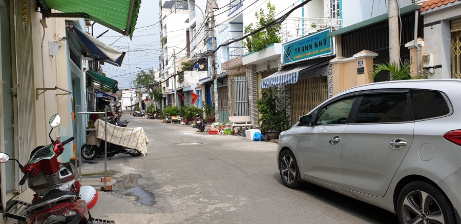 Nhà MTH Xe Tải quay đầu Lê Văn Lương Q7 BTCT Dài 16M