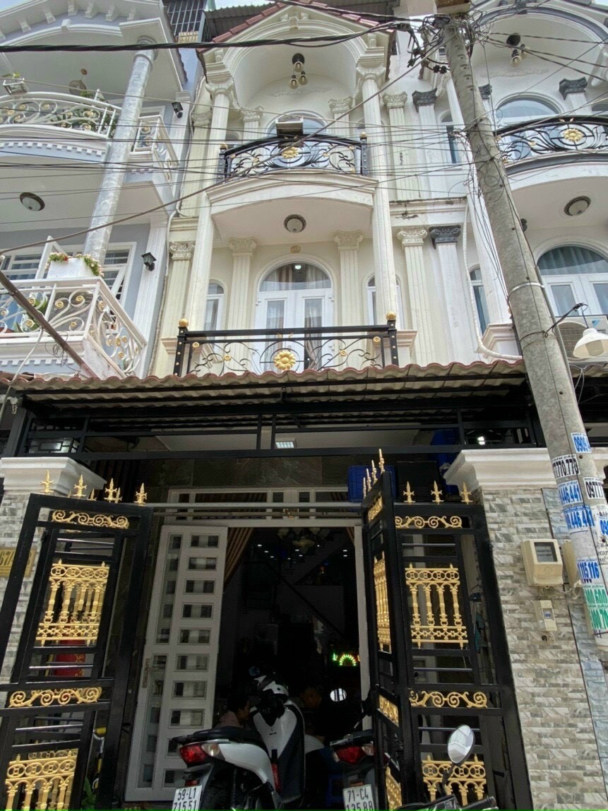 Nhà Hẻm 67 Đào Tông Nguyên, Kp 7 thị trấn Nhà Bè mà giá ngoại ô giá 3,98 tỷ