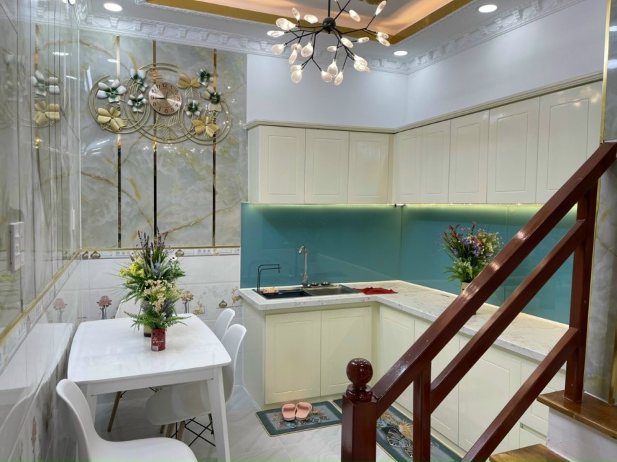 Bán Nhà đẹp - hẻm 2279 Huỳnh Tấn Phát, KP 7, Nhà Bè, 2 lầu 4PN giá 2,35 tỷ