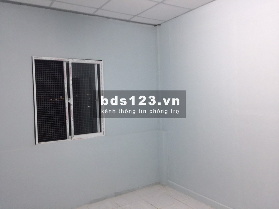 Giá: 2tr5 đến 2tr8/th. Chính chủ cho thuê phòng trọ Tô Hiến Thành, Quận 10